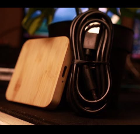 Eco-Friendly Slim Bamboo Wood Wireless Charger